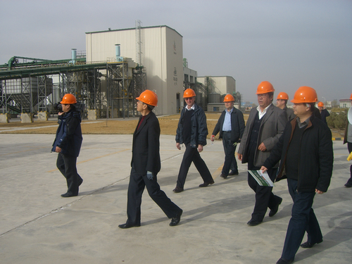 國(guó)家農(nóng)業(yè)部、財(cái)政部以及甘肅省農(nóng)業(yè)廳、財(cái)政廳等領(lǐng)導(dǎo)到公司考察調(diào)研